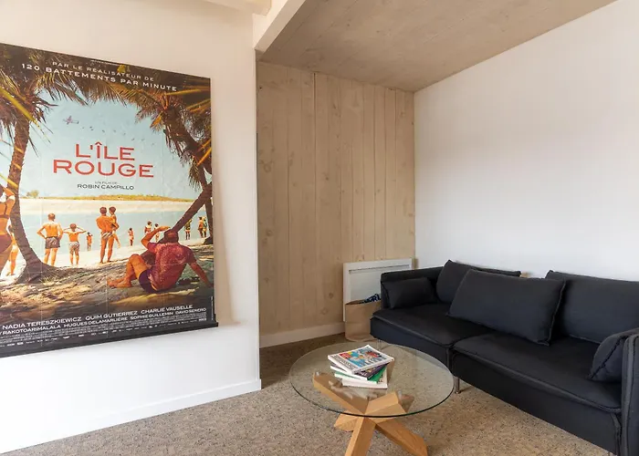 Grand Appartement Moderne Tres Proche De Paris Centre